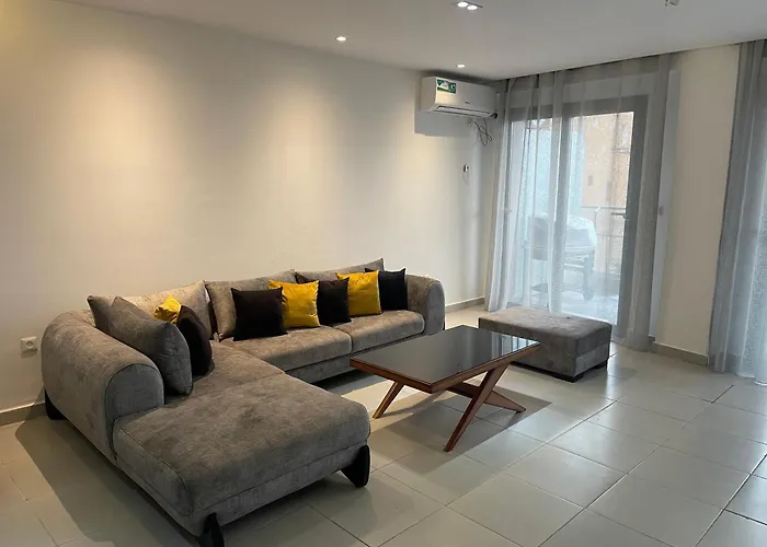 Rue de Paris - Plage Saint Germain - vue sur mer -